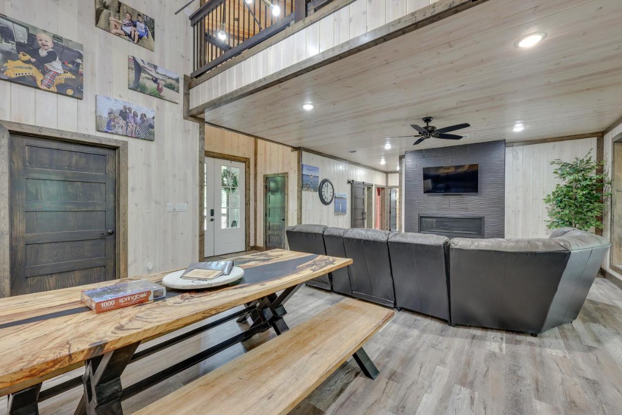 Family-Friendly Broken Bow Home With Deck And Grill! Eksteriør billede